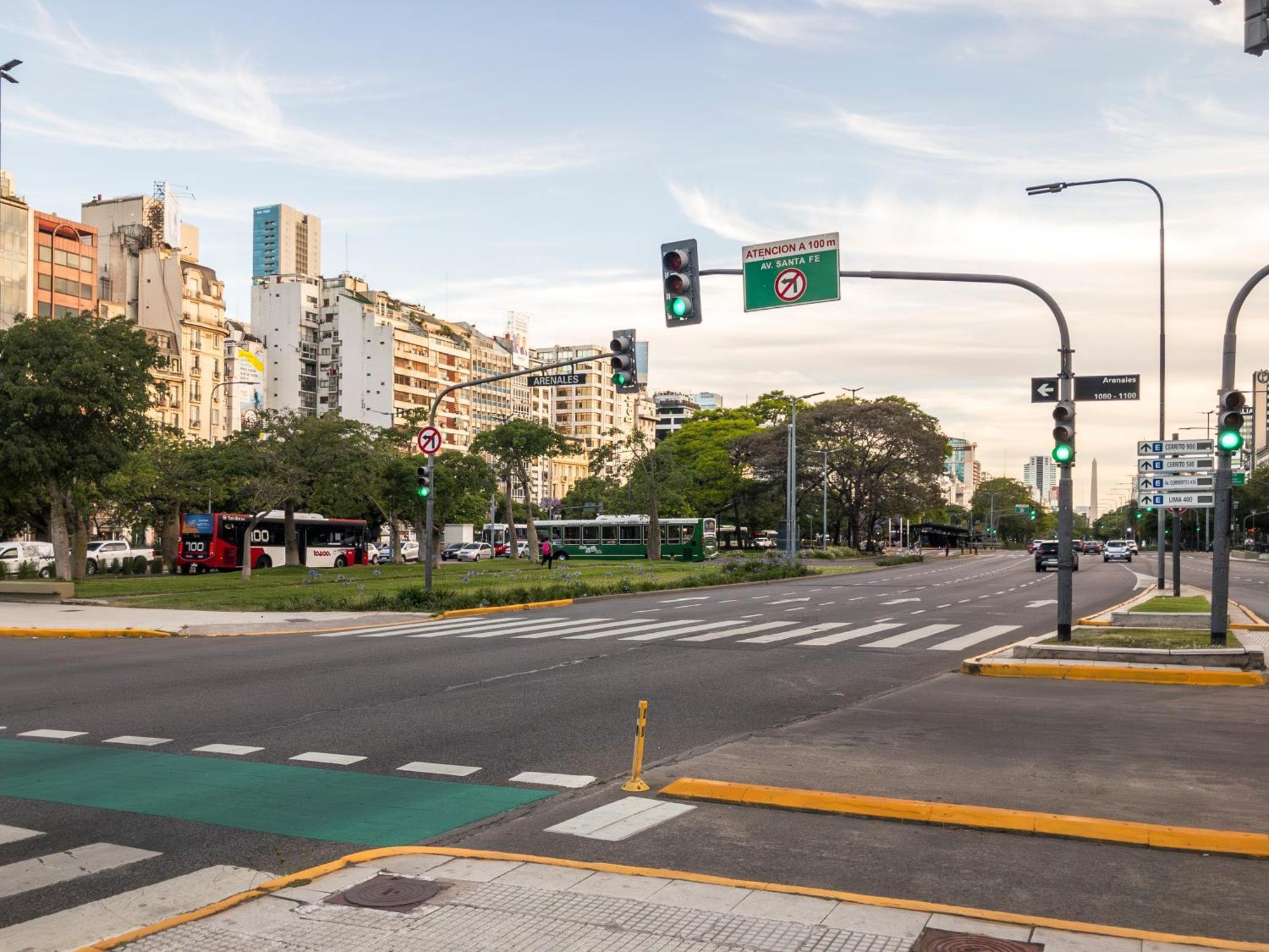 Up Retiro Hotel Buenos Aires Eksteriør billede
